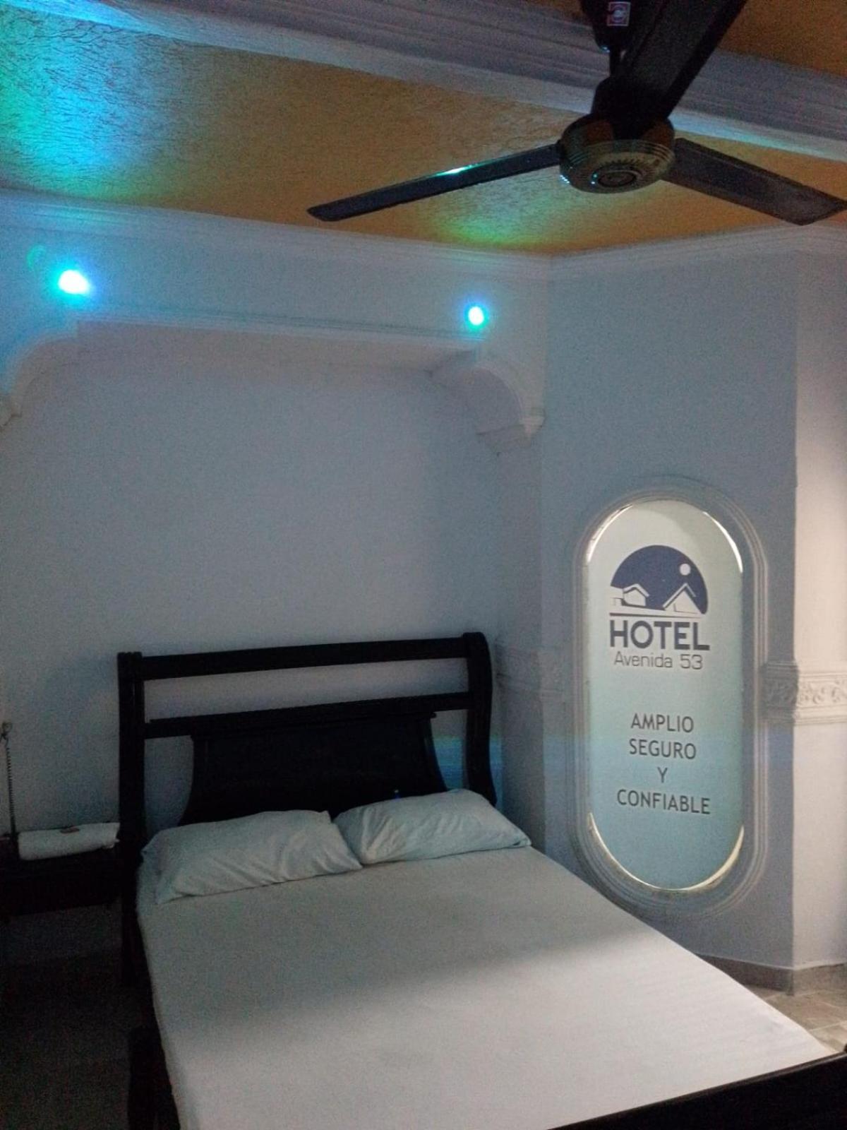 Hotel Avenida53 Barranquilla  Exteriör bild